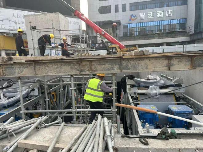 要开通了!步行距离将从2公里缩短至500米AG真人国际网站郑州火车站东西广场地下通道(图3) 要开通了!步行距离将从2公里缩短至500米AG真人国际网站郑州火车站东西广场地下通道(图3)